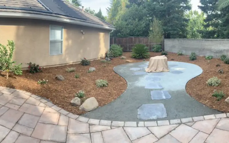 landscaping expert 2